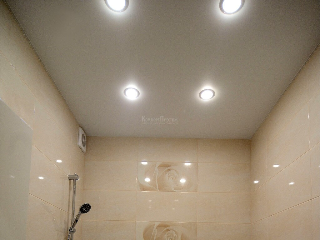 натяжной потолок в ванной фото 14